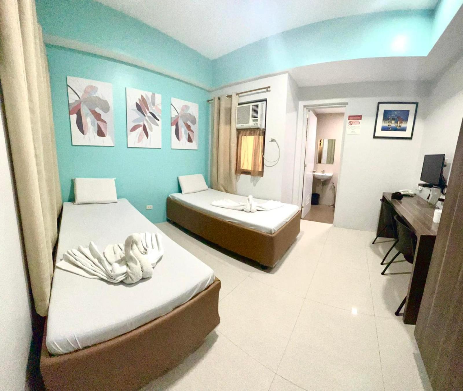 Rf Suites Cebu Stadt Exterior foto