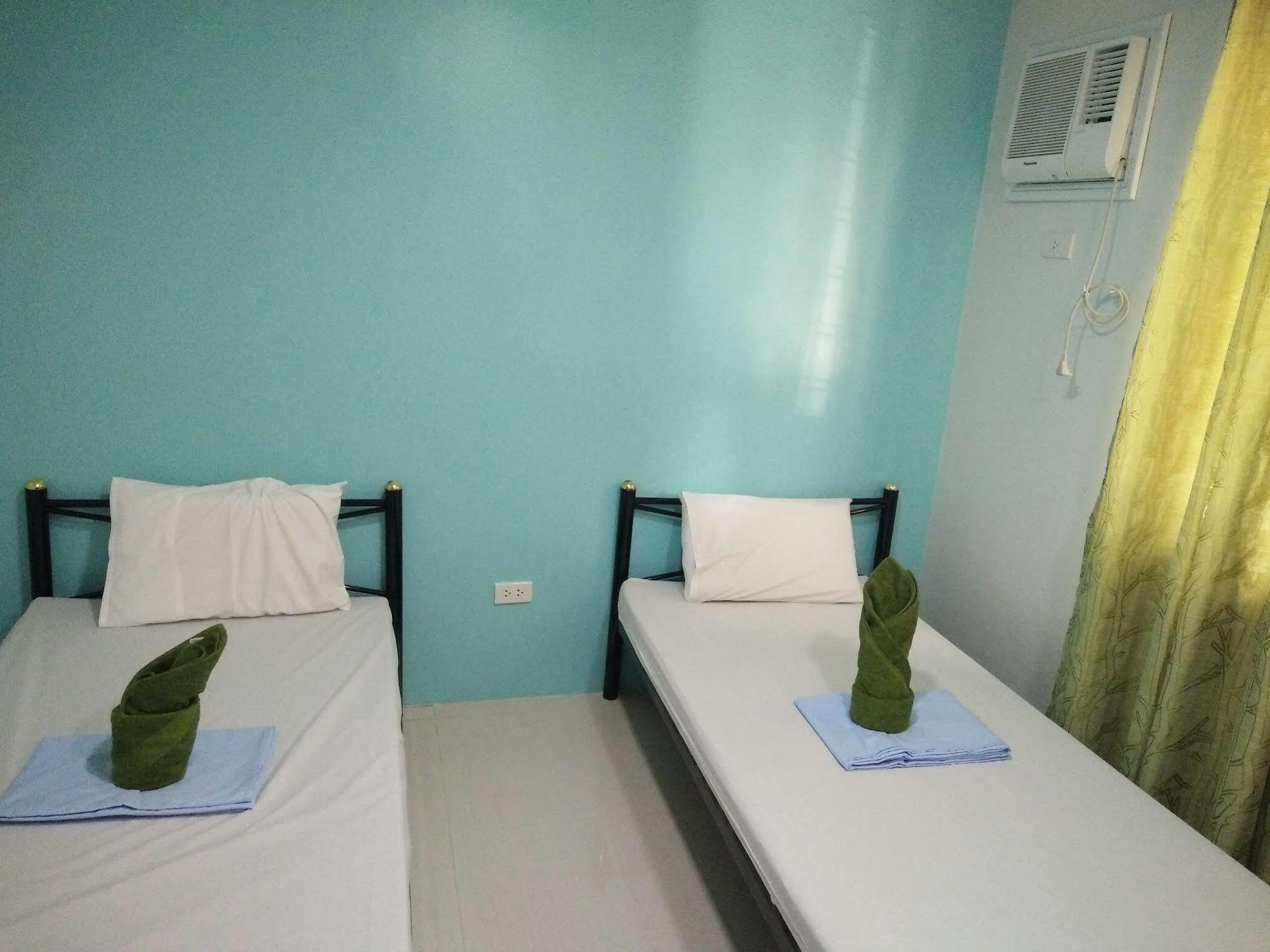 Rf Suites Cebu Stadt Exterior foto