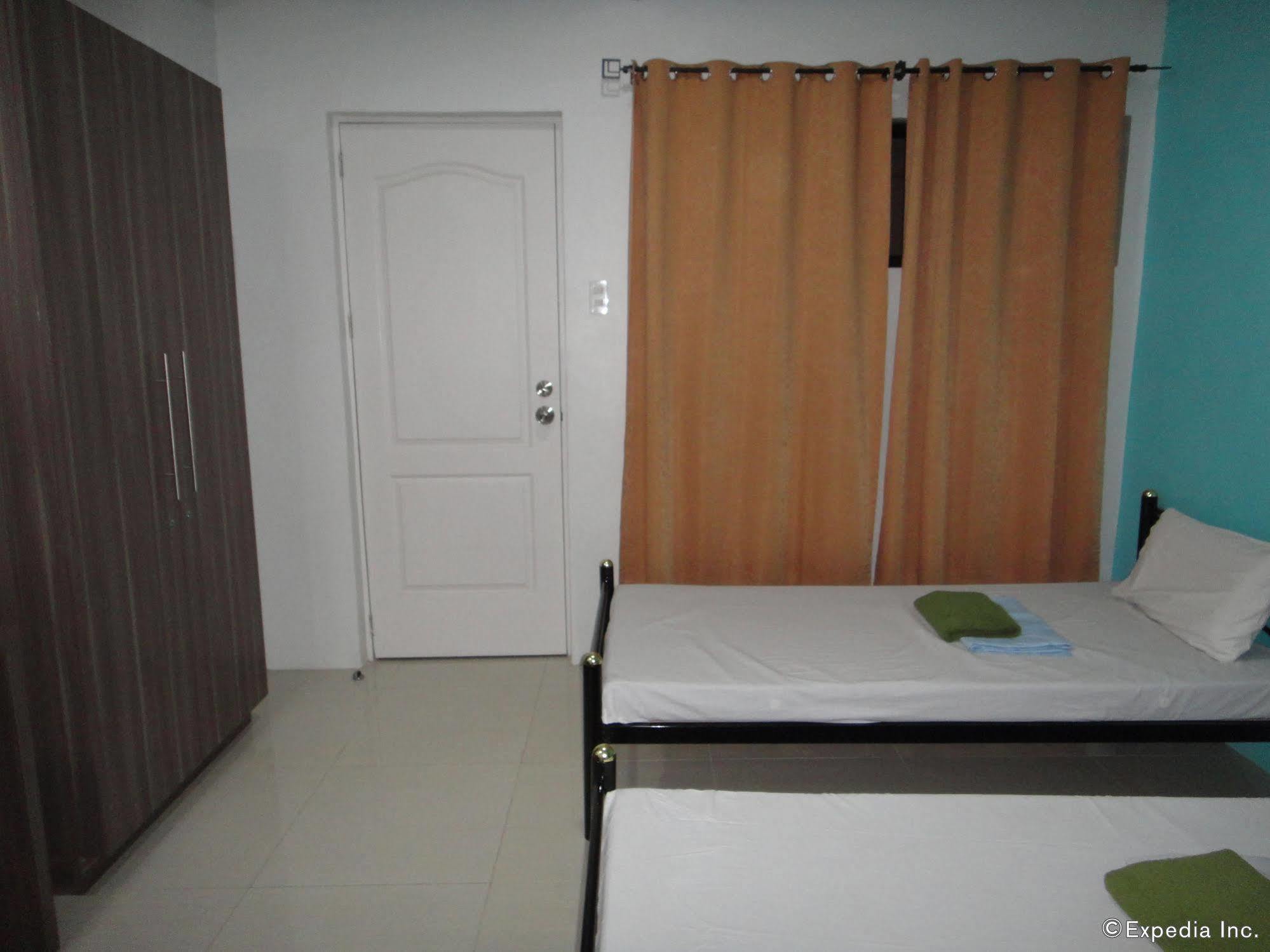 Rf Suites Cebu Stadt Exterior foto